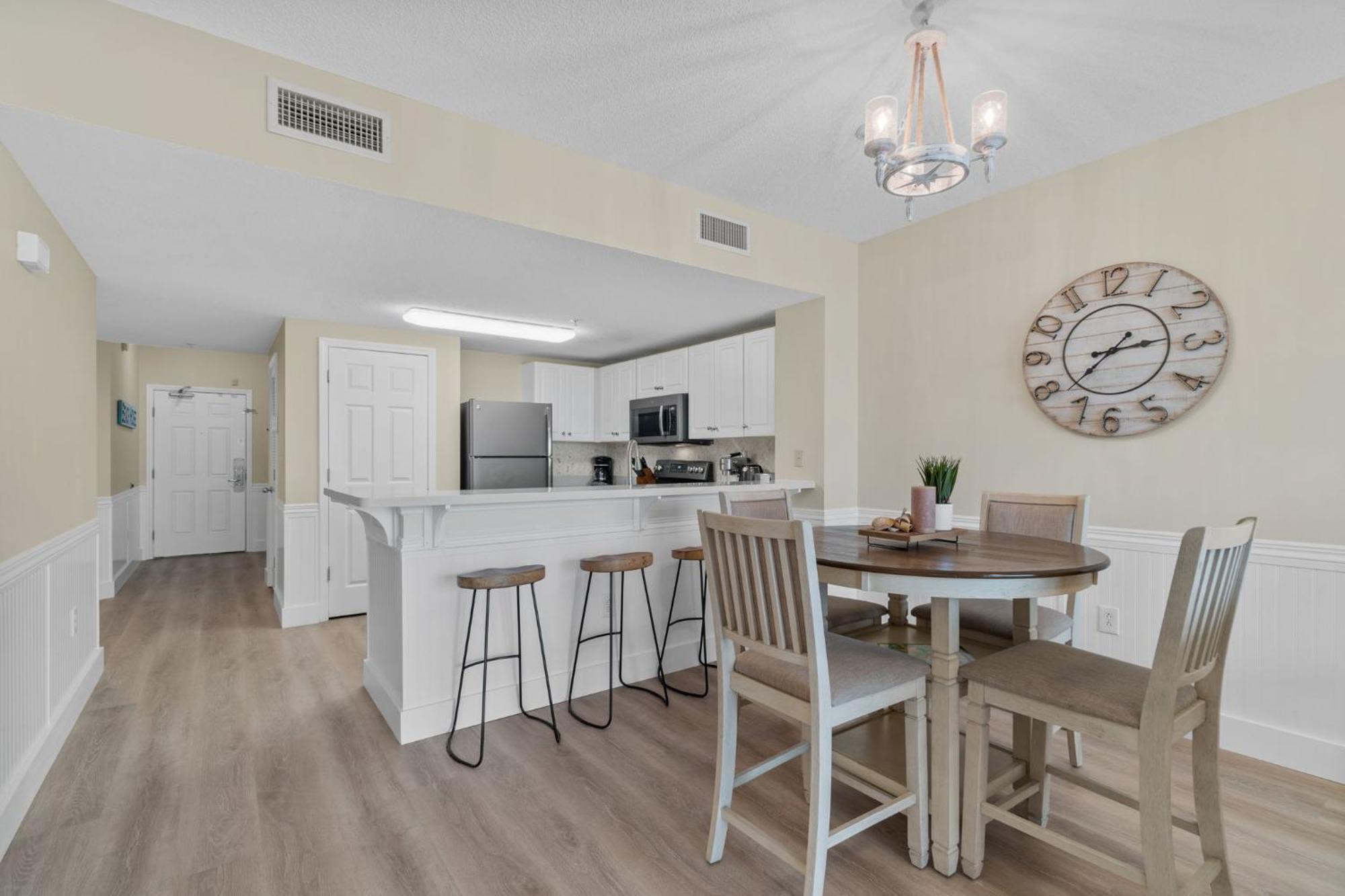 Apartment 1103 Maj Panama City Beach