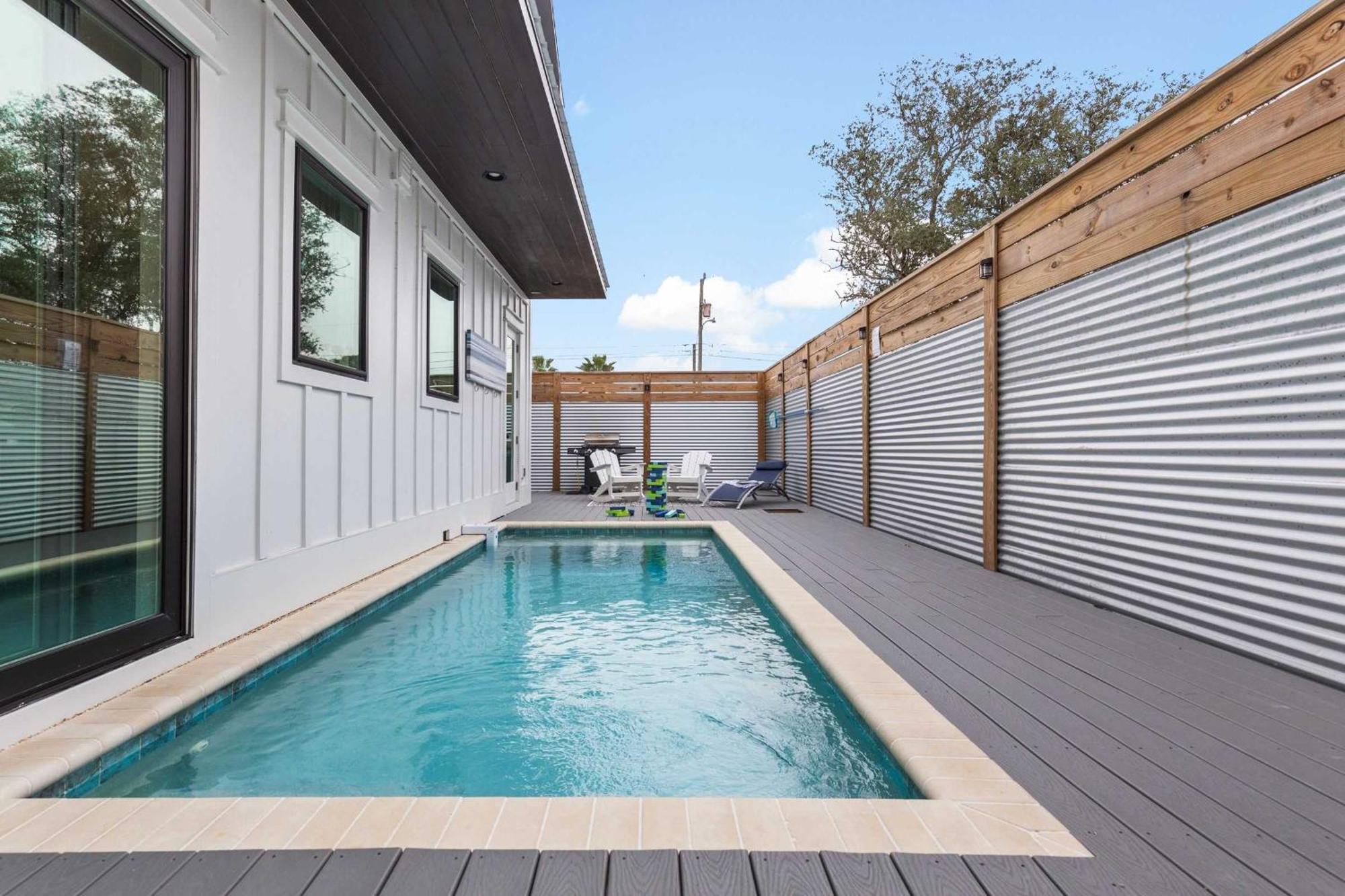 Lux Newly Built Seaglass And Sunsets Heatable Pool Close To Family Friendly *