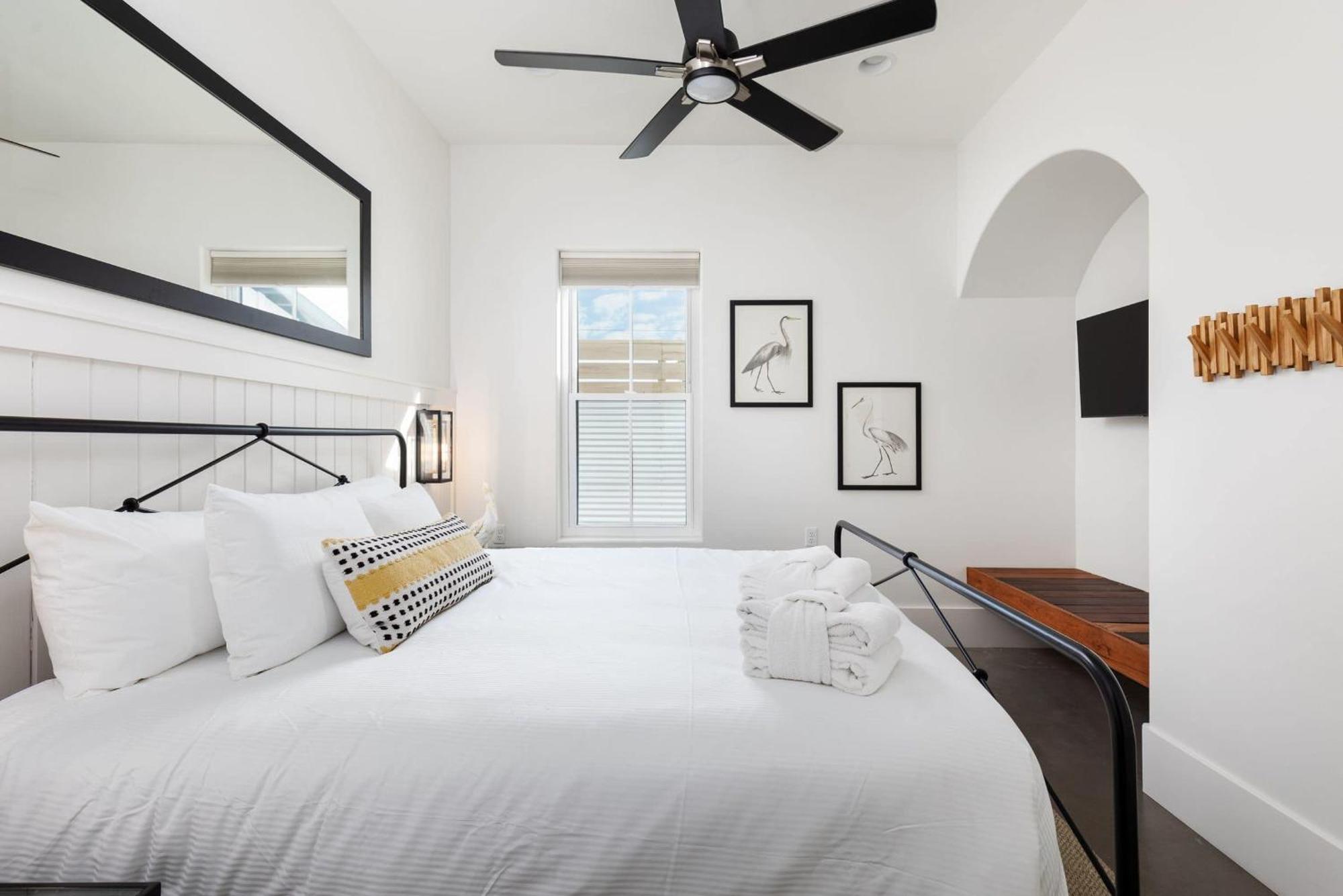 Lux Newly Built Seaglass And Sunsets Heatable Pool Close To Family Friendly Holiday home Panama City Beach