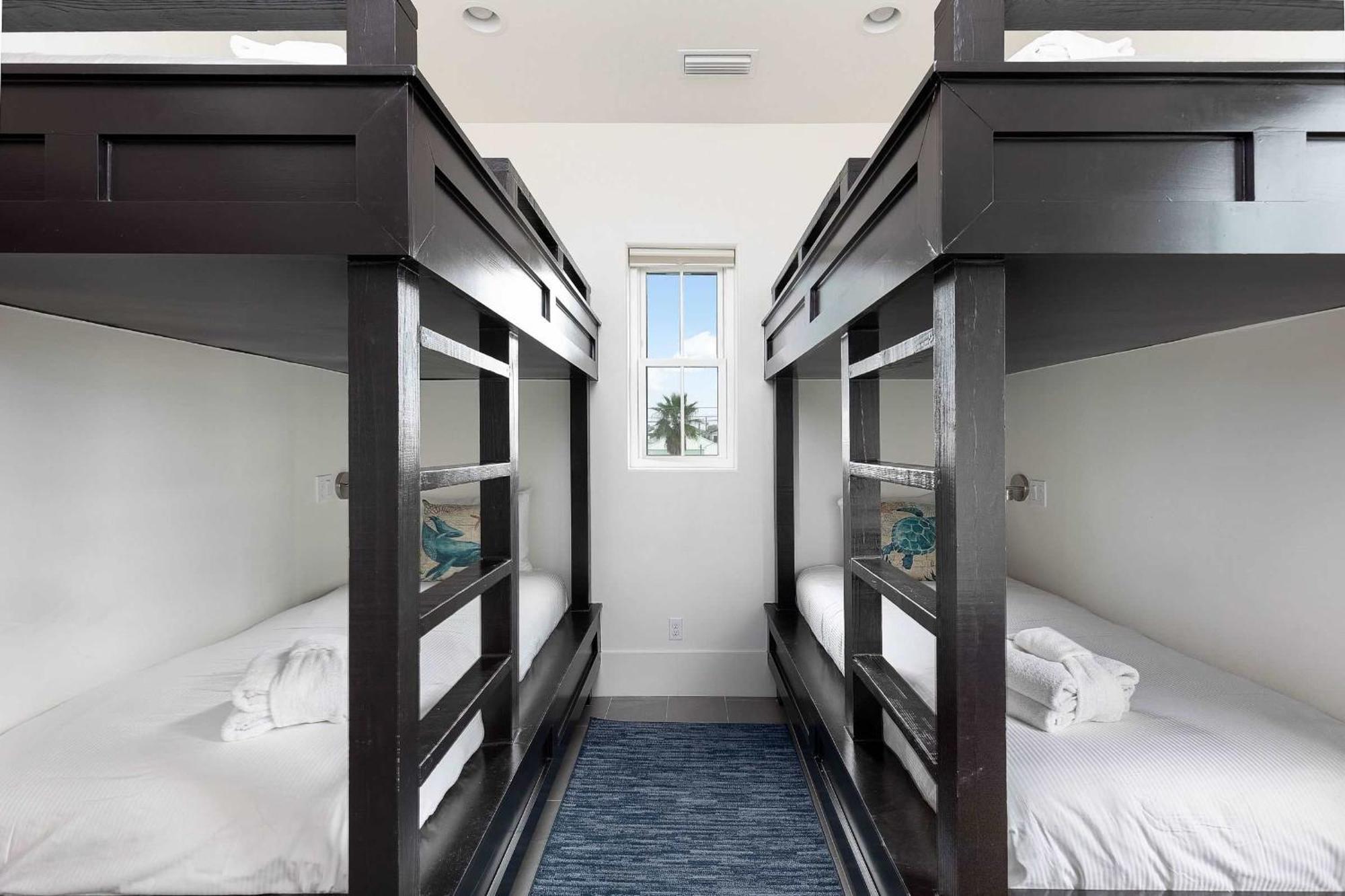 Lux Newly Built Seaglass And Sunsets Heatable Pool Close To Family Friendly Panama City Beach