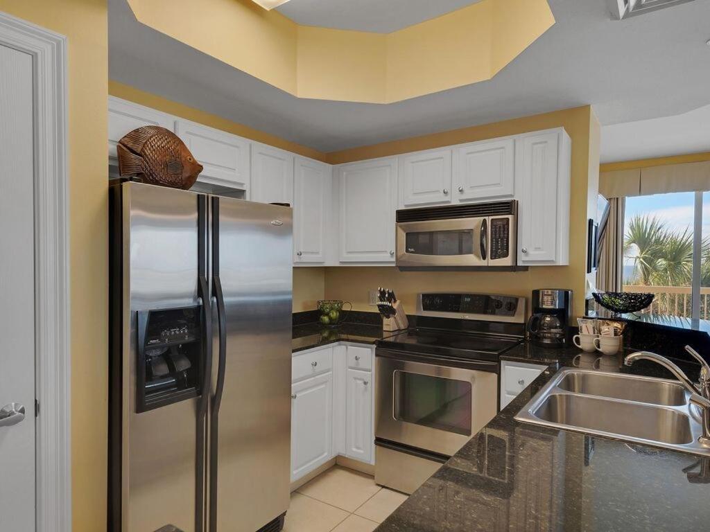 Calypso 209w Incredible Corner Unit View In Pcb Apartment