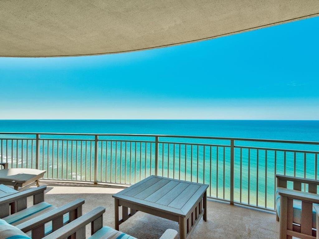 Aqua 2102 Apartment *