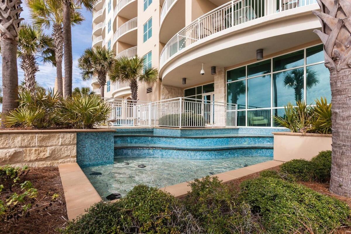 Aqua 2102 Apartment