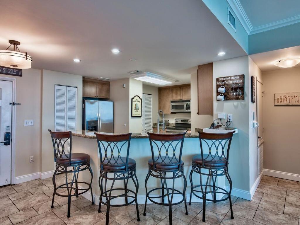 Aqua 2102 Apartment