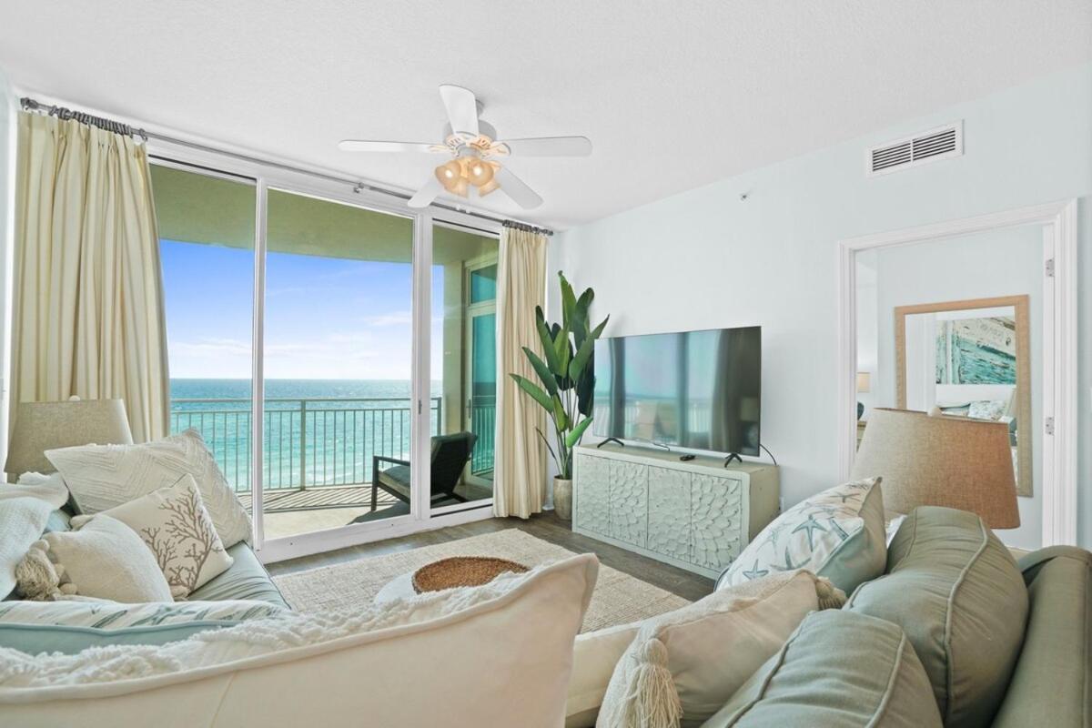 Aqua 603 Apartment