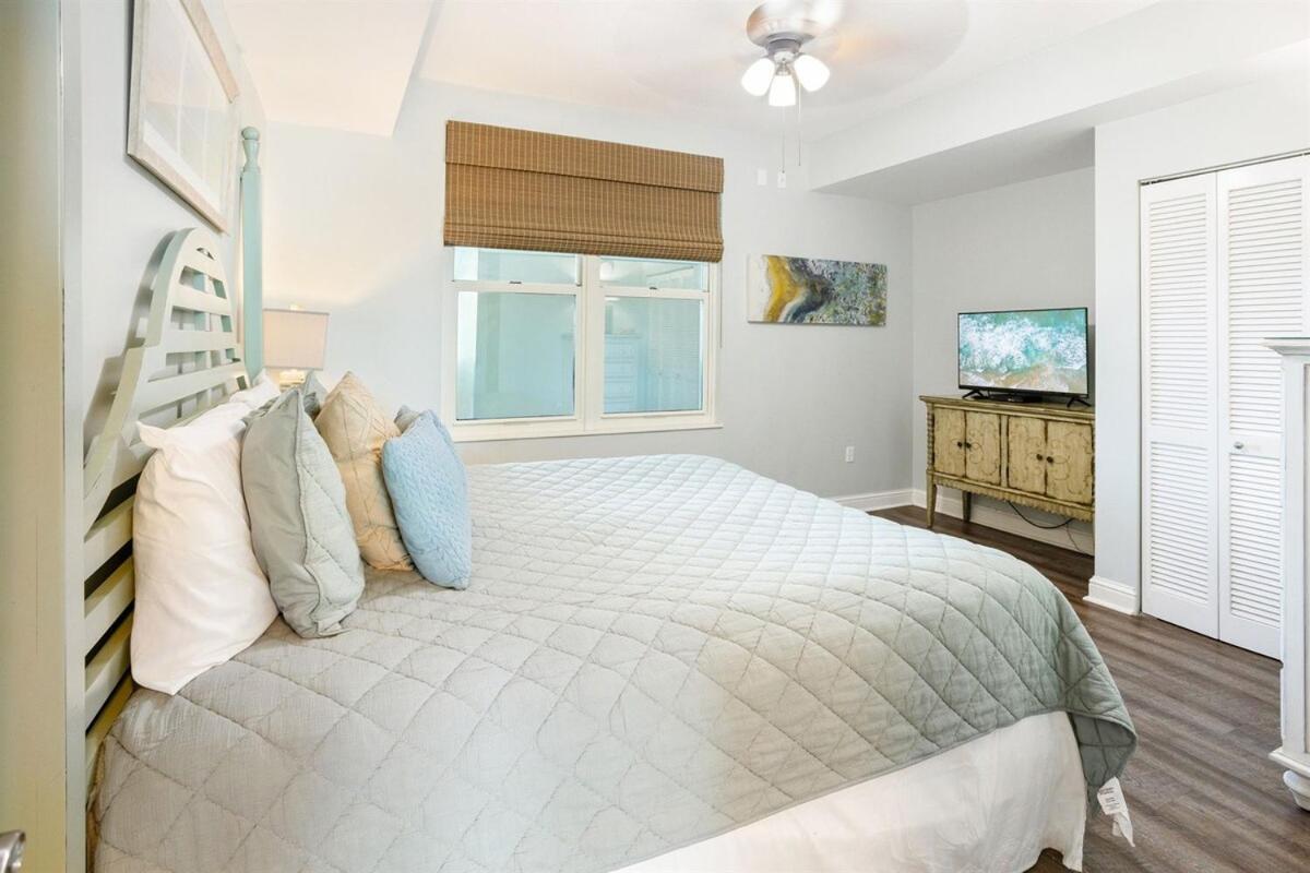 Aqua 203 Apartment *