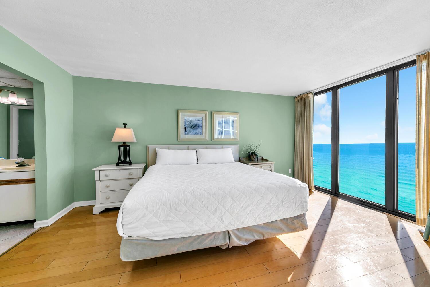 Edgewater Tower 3-1104 Holiday home *