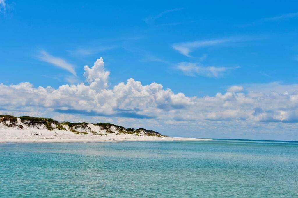 Holiday home Fontainebleau 335 By Avantstay Beachfront Access