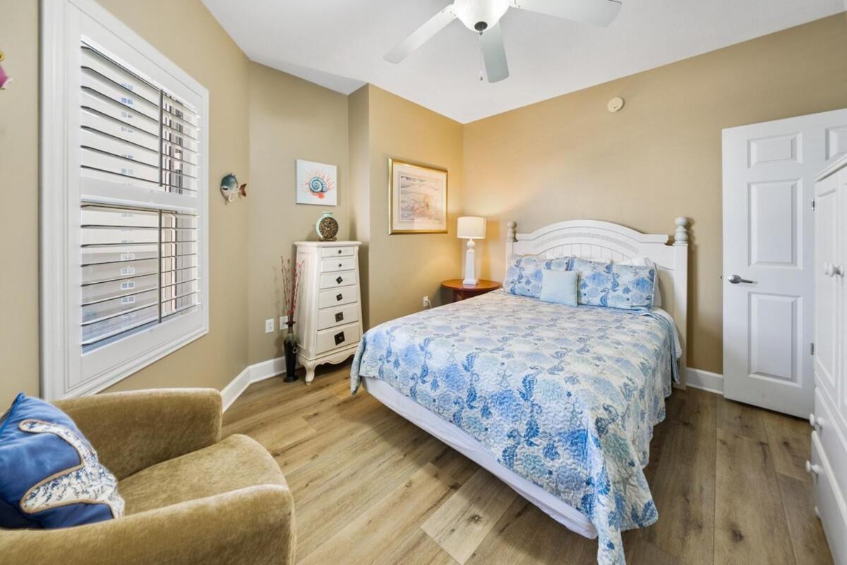 Sunrise 801 Apartment