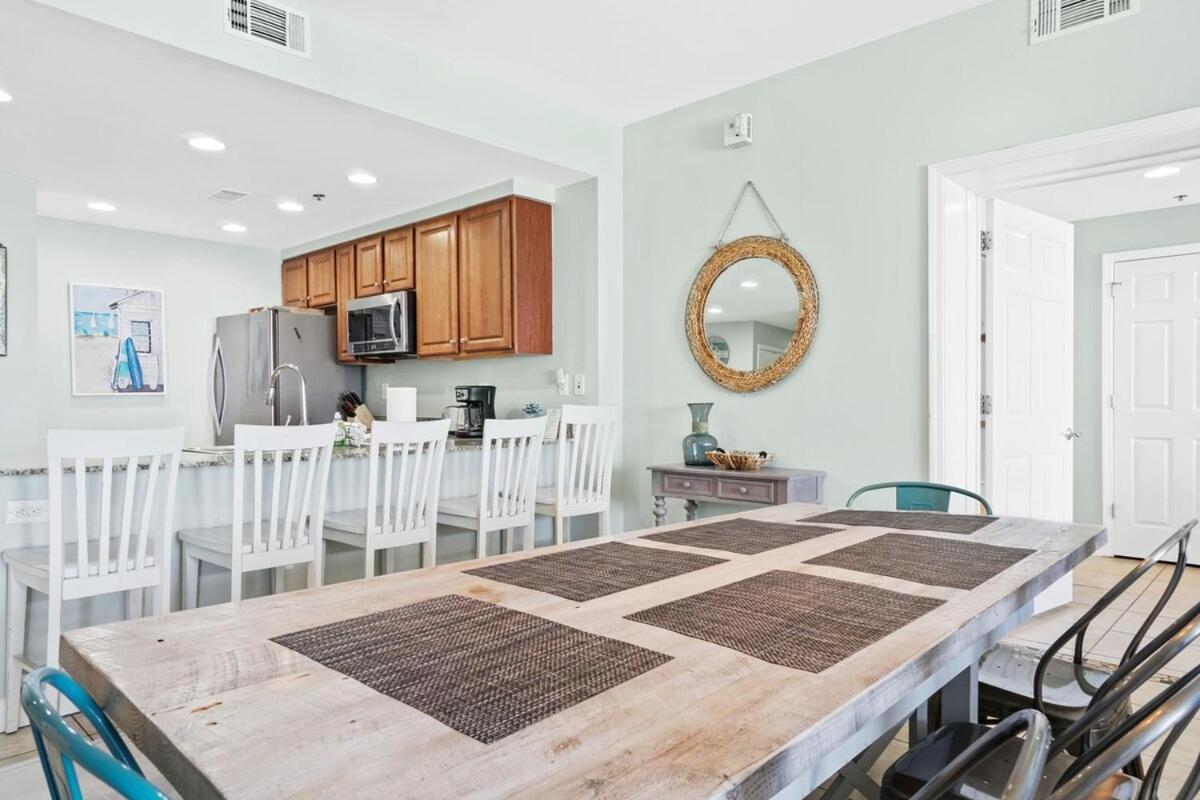 Splash 107w Apartment