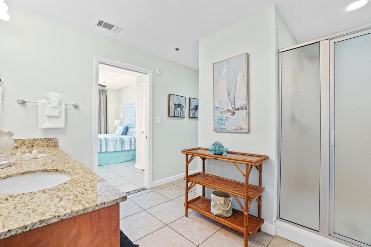 Splash 107w Apartment *