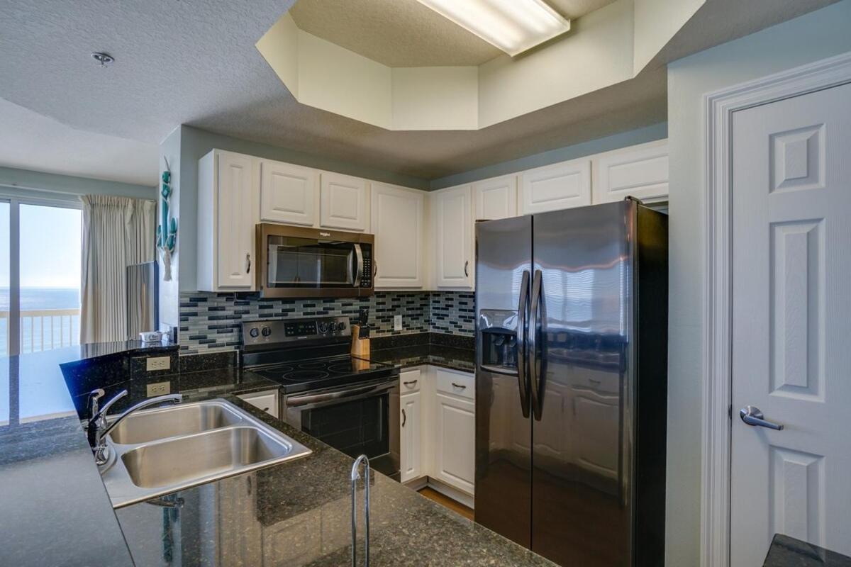 Calypso 1401e 3br 3ba Corner Unit Direct Gulf Front High Demand Apartment Panama City Beach
