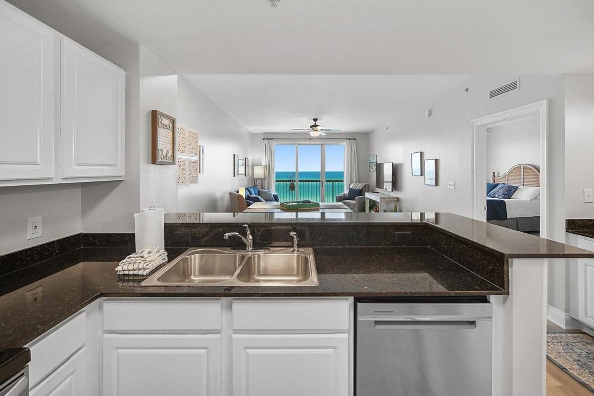 Calypso 1706 East Direct Gulf Front 3br 2 Kings 2ba Apartment