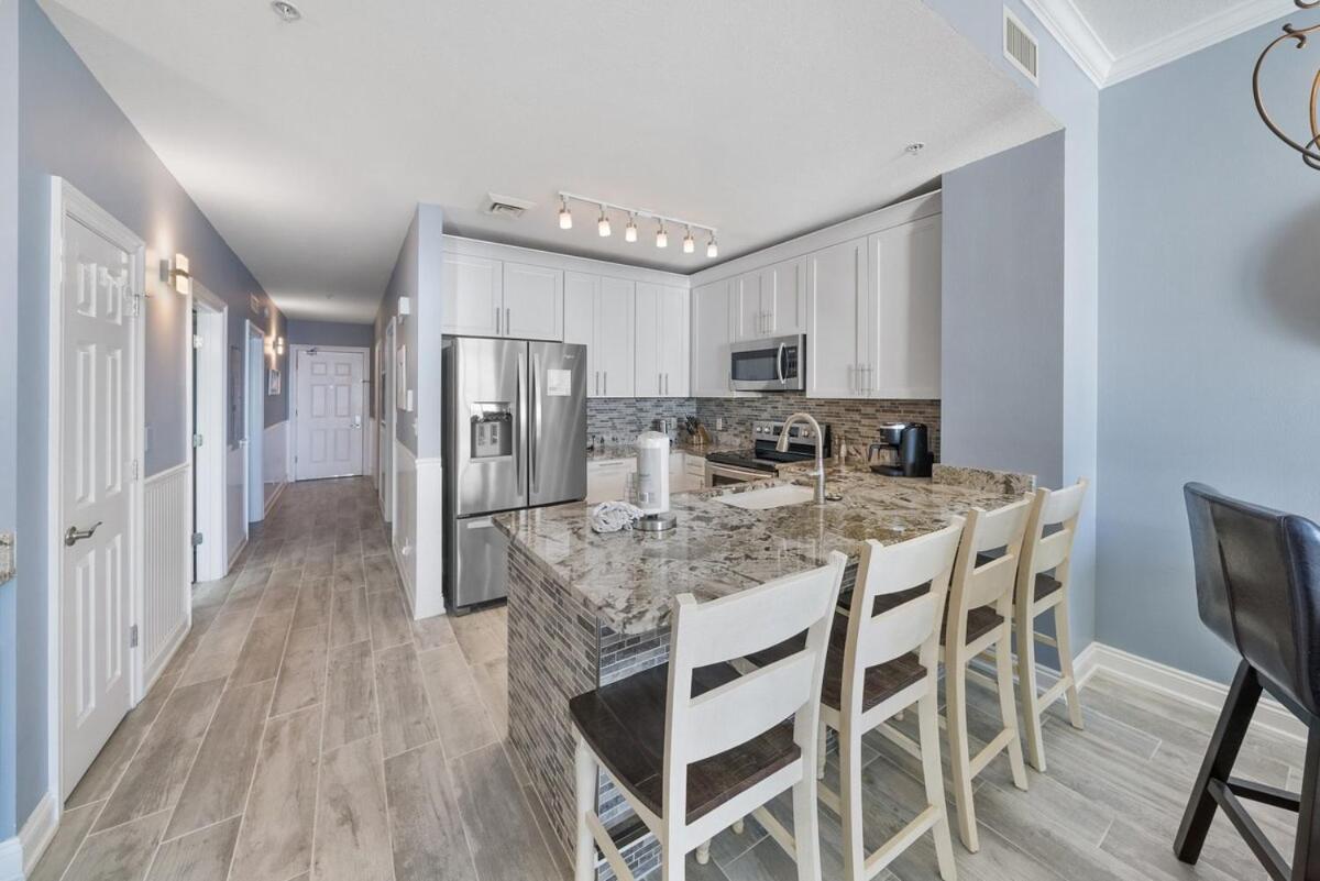 Calypso 2306w Penthouse Vip Parking And 2 Sets Of Chairs * Panama City Beach