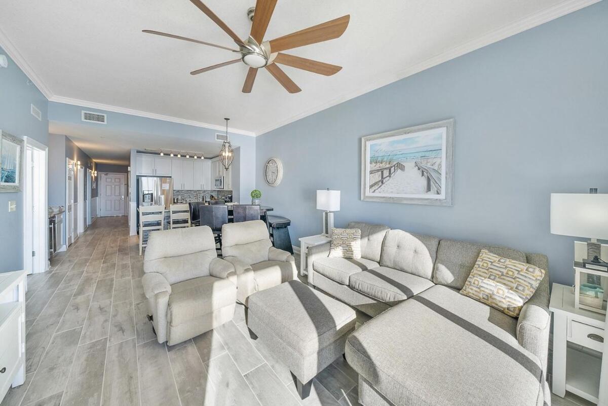 Calypso 2306w Penthouse Vip Parking And 2 Sets Of Chairs Panama City Beach
