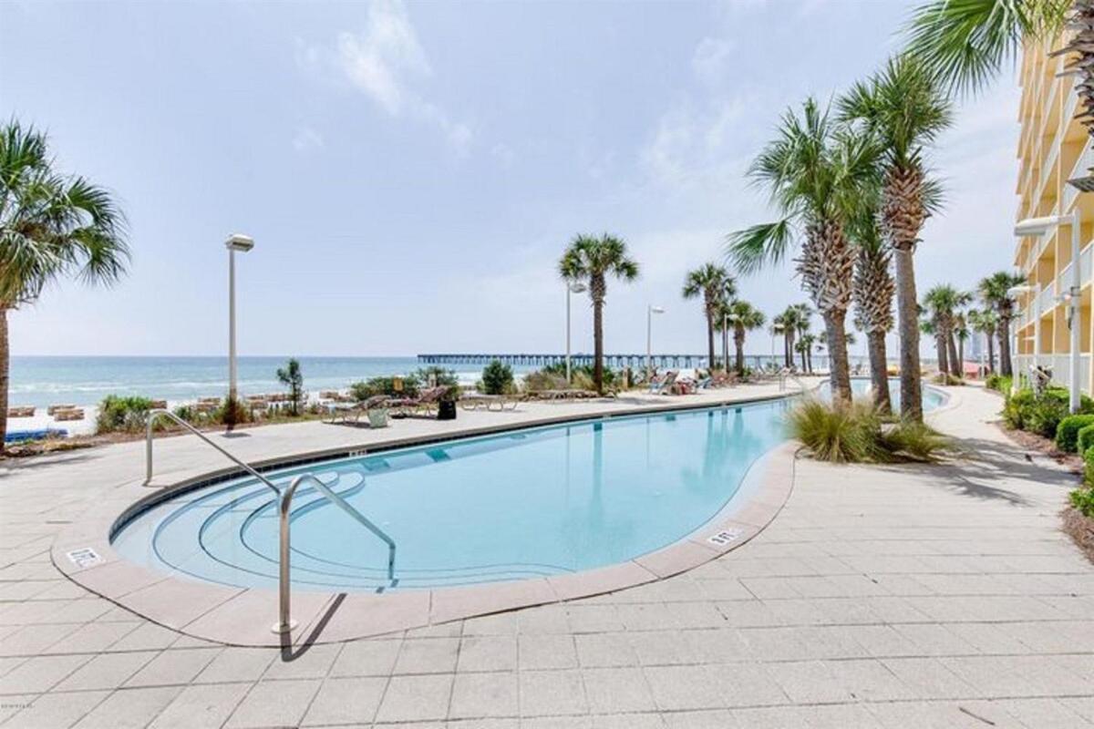 Apartment Calypso 2306w Penthouse Vip Parking And 2 Sets Of Chairs