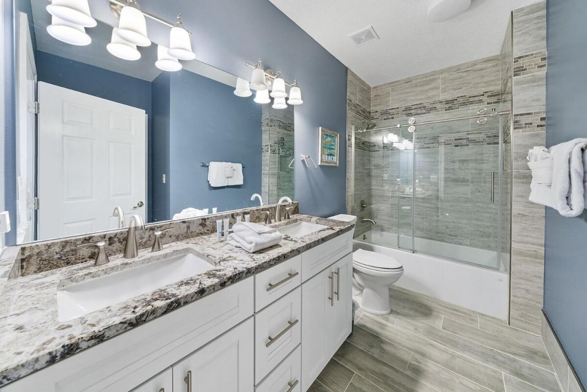 Calypso 2306w Penthouse Vip Parking And 2 Sets Of Chairs * Panama City Beach