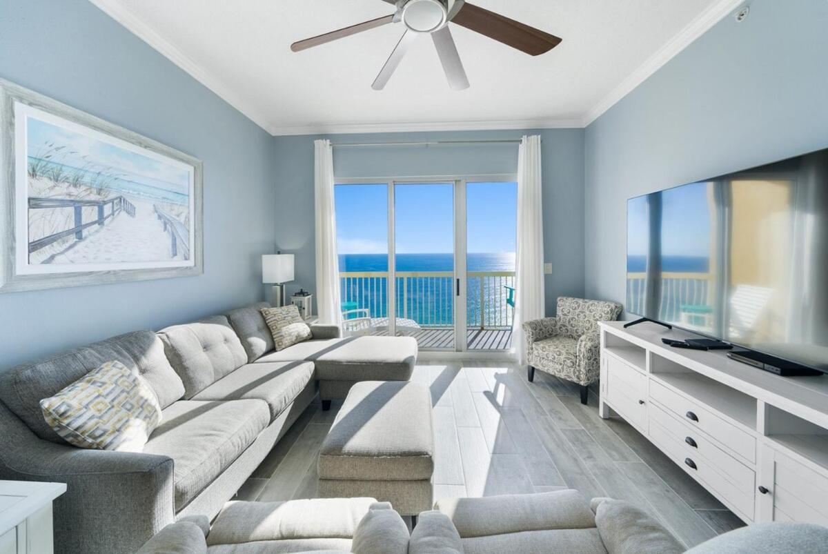 Apartment Calypso 2306w Penthouse Vip Parking And 2 Sets Of Chairs *