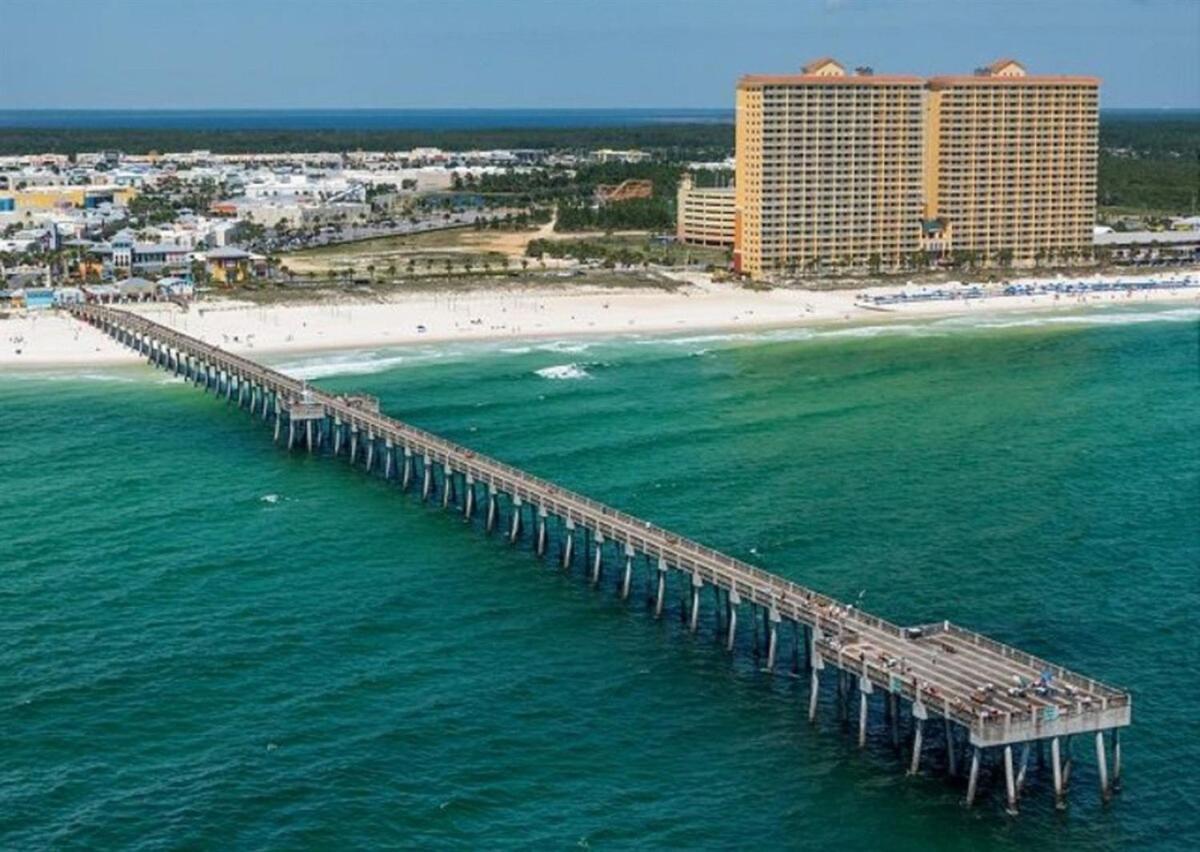 Apartment Calypso 2306w Penthouse Vip Parking And 2 Sets Of Chairs Panama City Beach