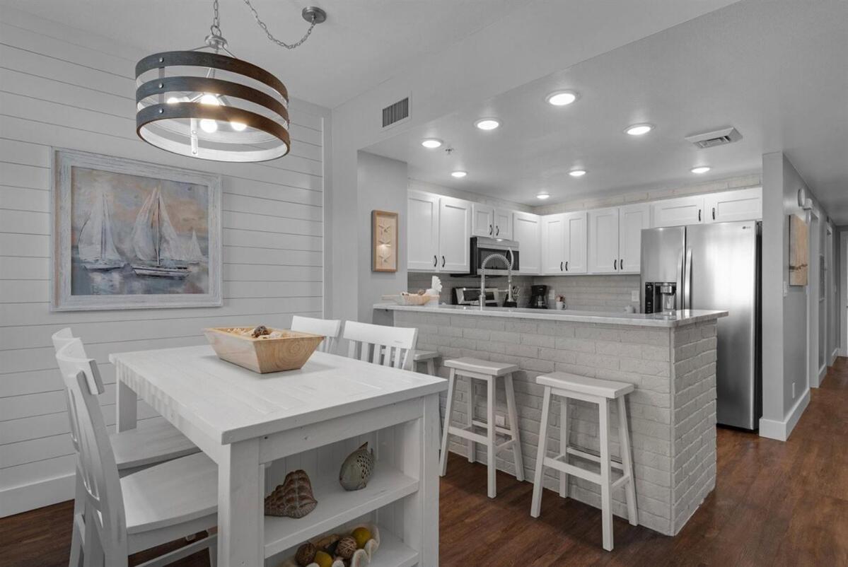 Calypso 302 West Direct Front Awesome! Panama City Beach