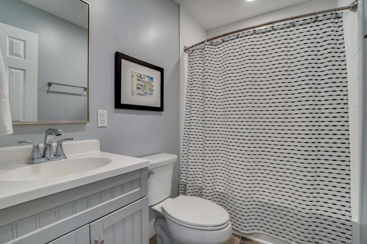 Ramsgate 22 Premium Quality One Level Fully Renovated *