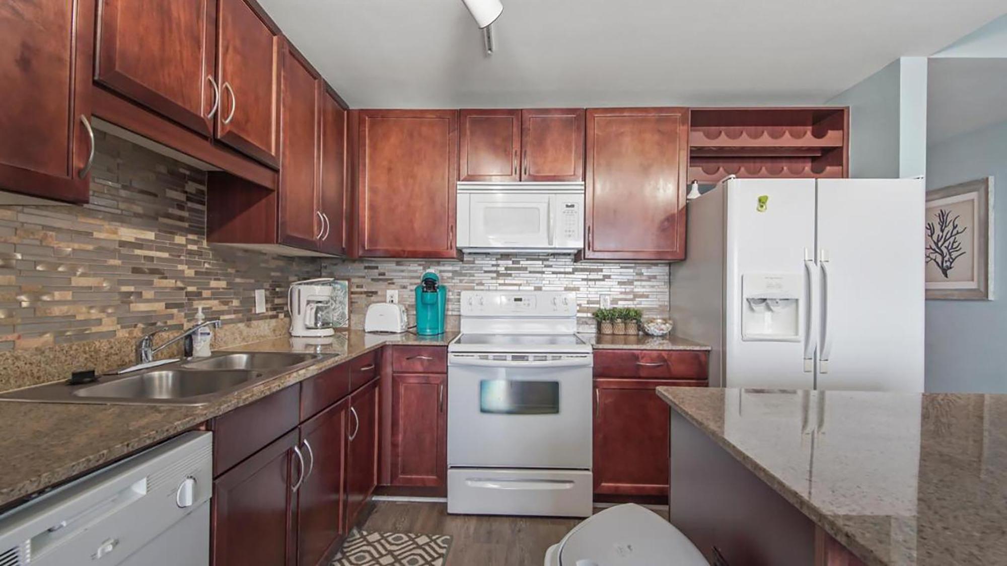 Laketown Wharf 1608 By Emerald Coast Retreats Panama City Beach