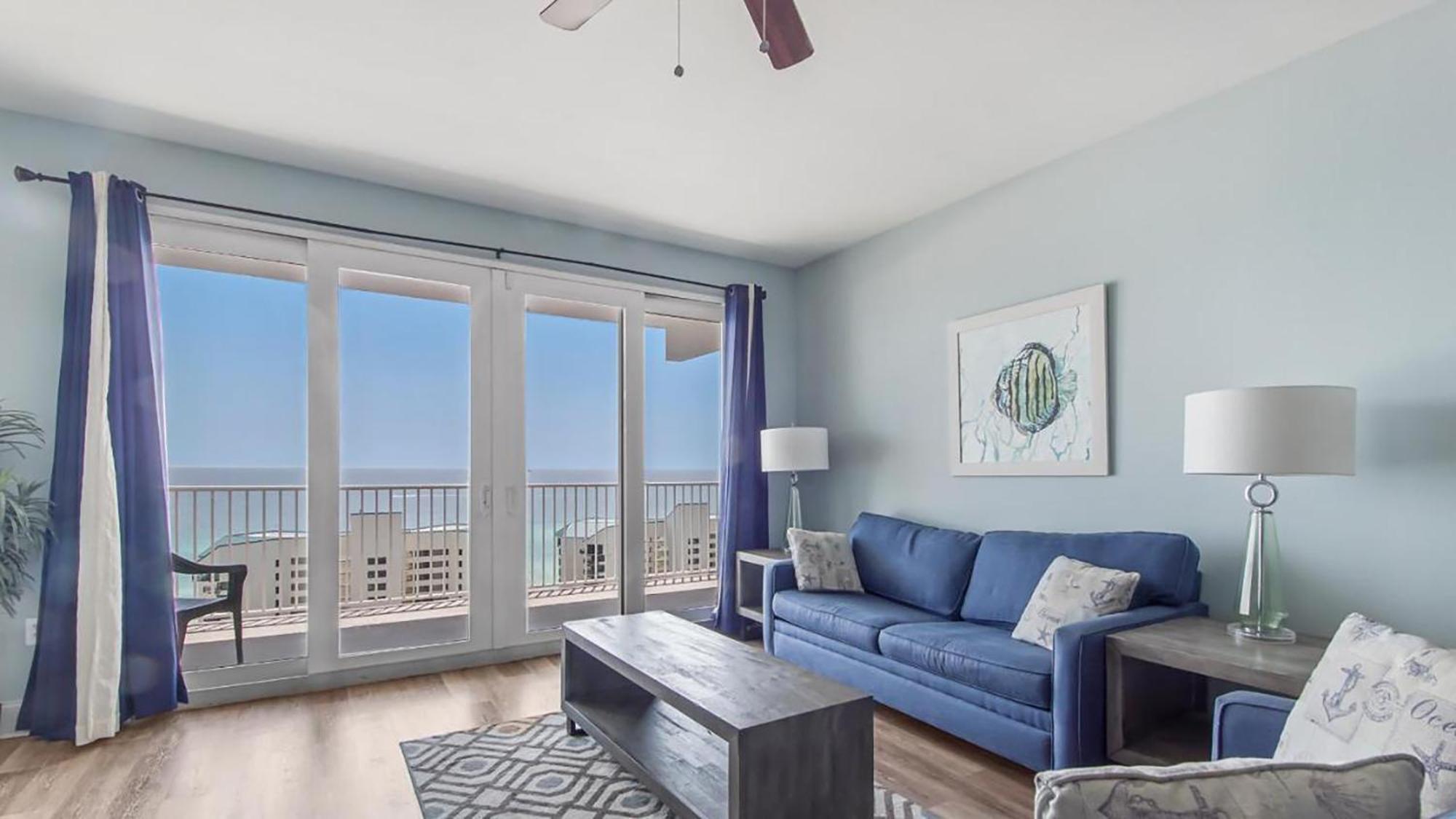 Apartment Laketown Wharf 1608 By Emerald Coast Retreats Panama City Beach