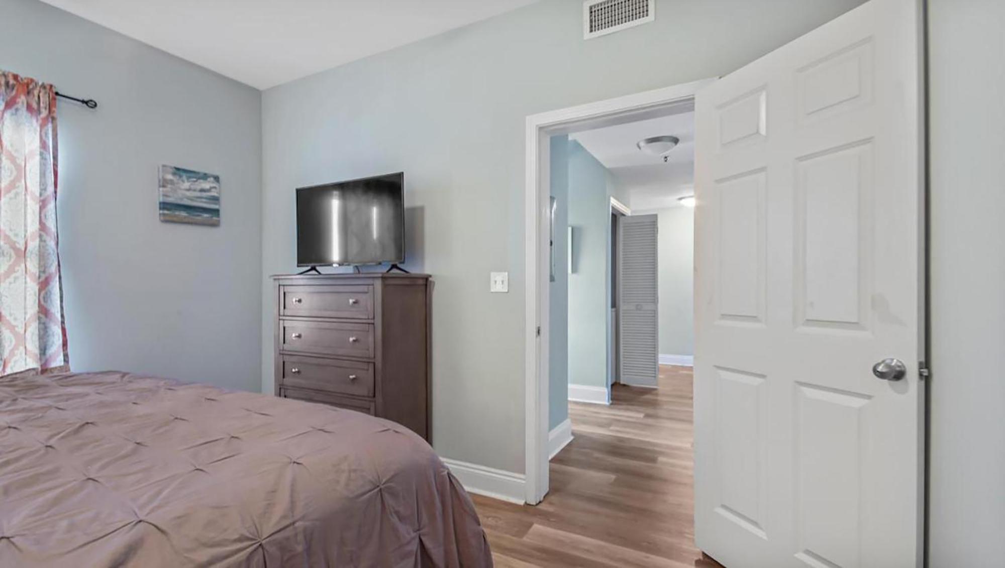 Laketown Wharf 1608 By Emerald Coast Retreats