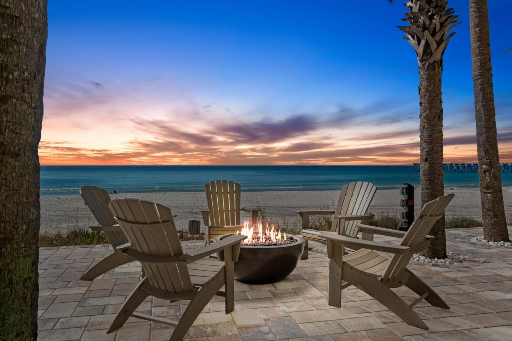 Calypso & Towers By Panhandle Getaways *