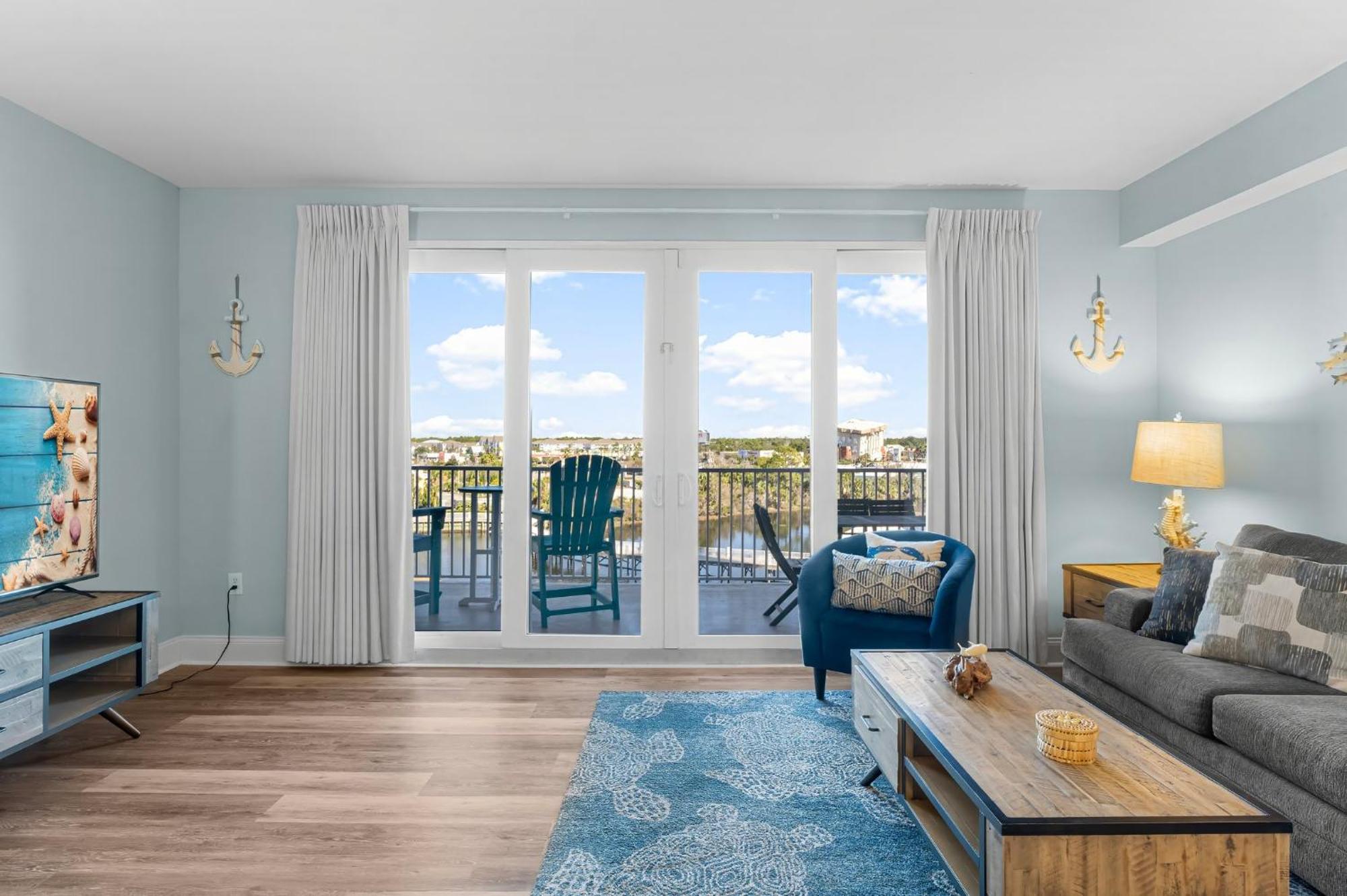 Laketown Wharf 0414