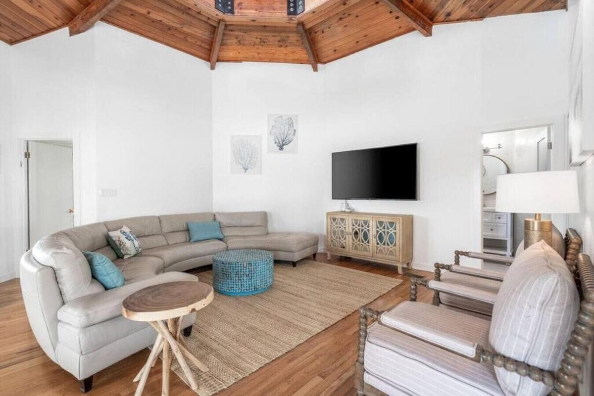 Holiday home Belaire Gated Access *