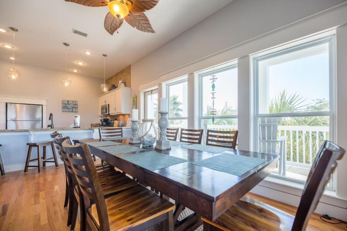 Holiday home Barefoot Dreams Gulf Views Steps From Pool The Area Panama City Beach