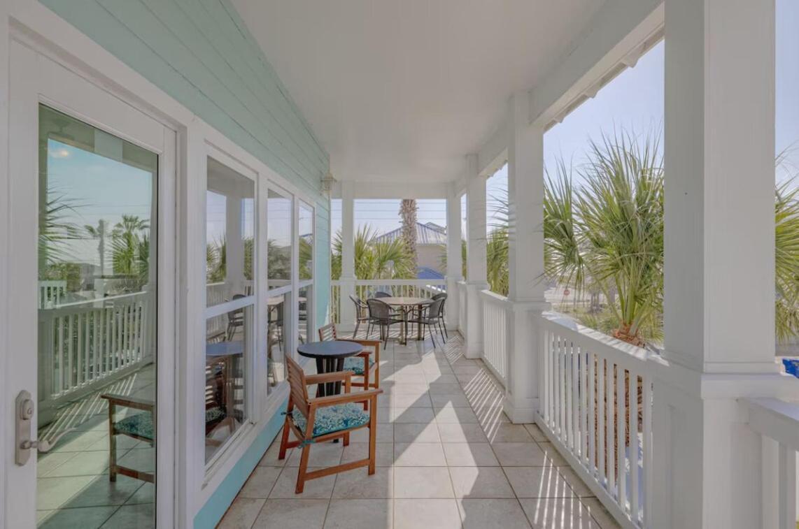 Barefoot Dreams Gulf Views Steps From Pool The Area Holiday home