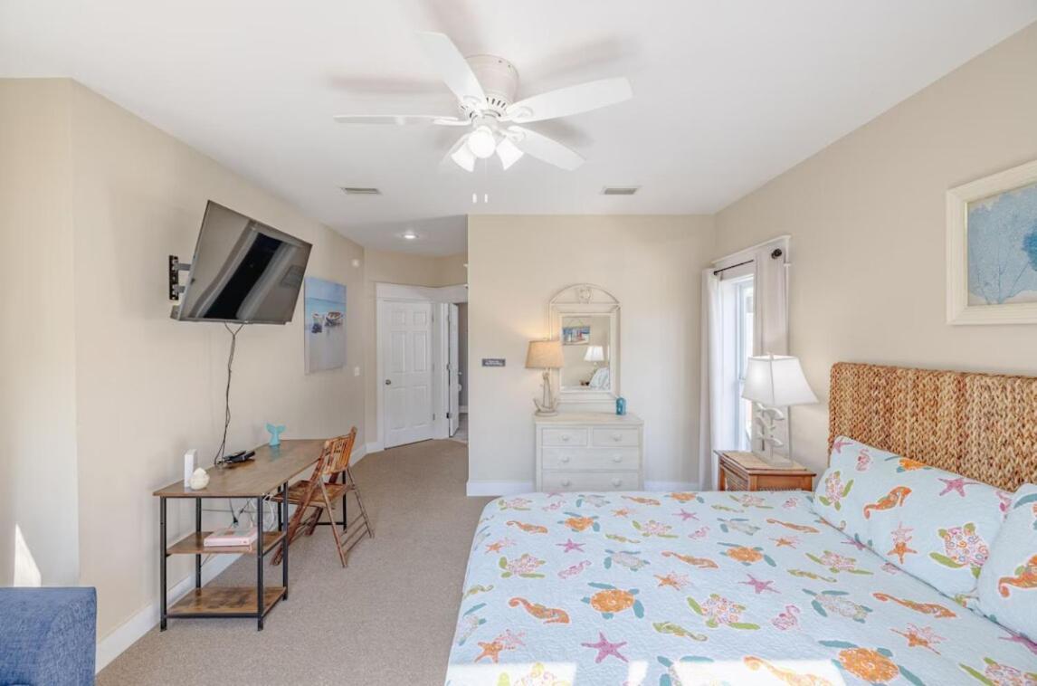 Holiday home Barefoot Dreams Gulf Views Steps From Pool The Area