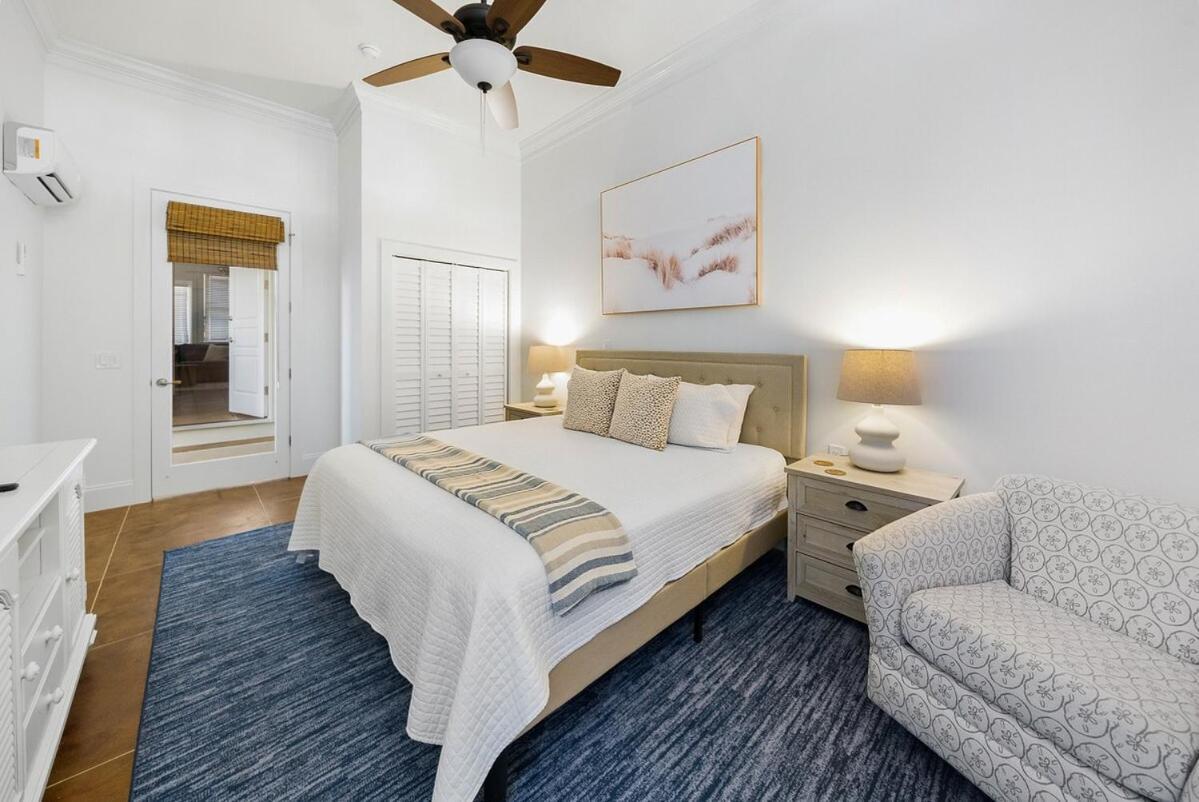 Holiday home Aloha Beaches 20 Steps From Private Pool