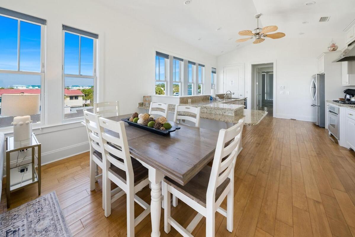 Aloha Beaches 20 Steps From Private Pool *