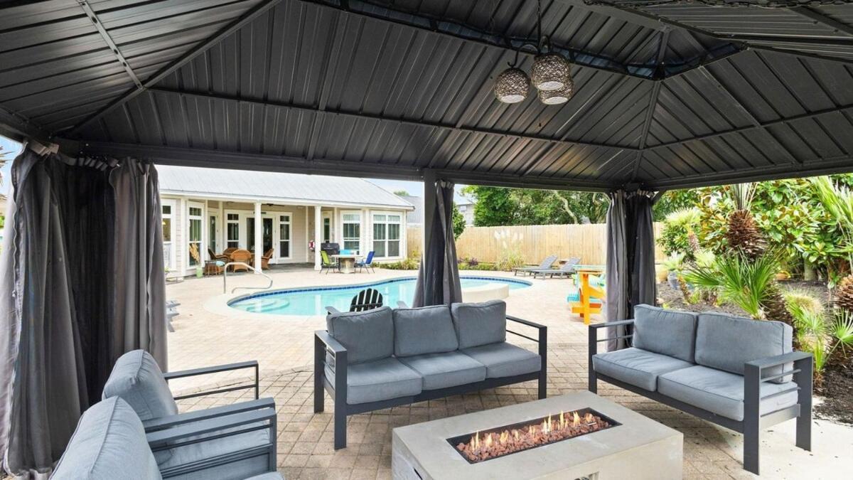 122 Kelly The Real Fun Pool Hot Tub *