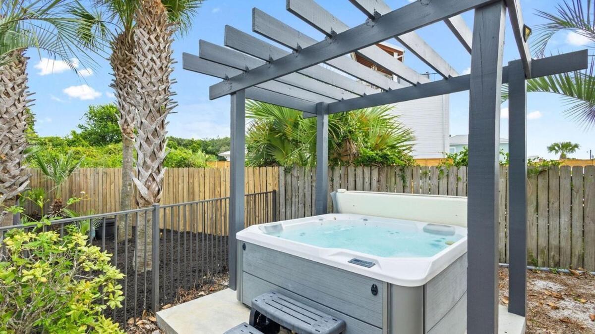 122 Kelly The Real Fun Pool Hot Tub Holiday home Panama City Beach