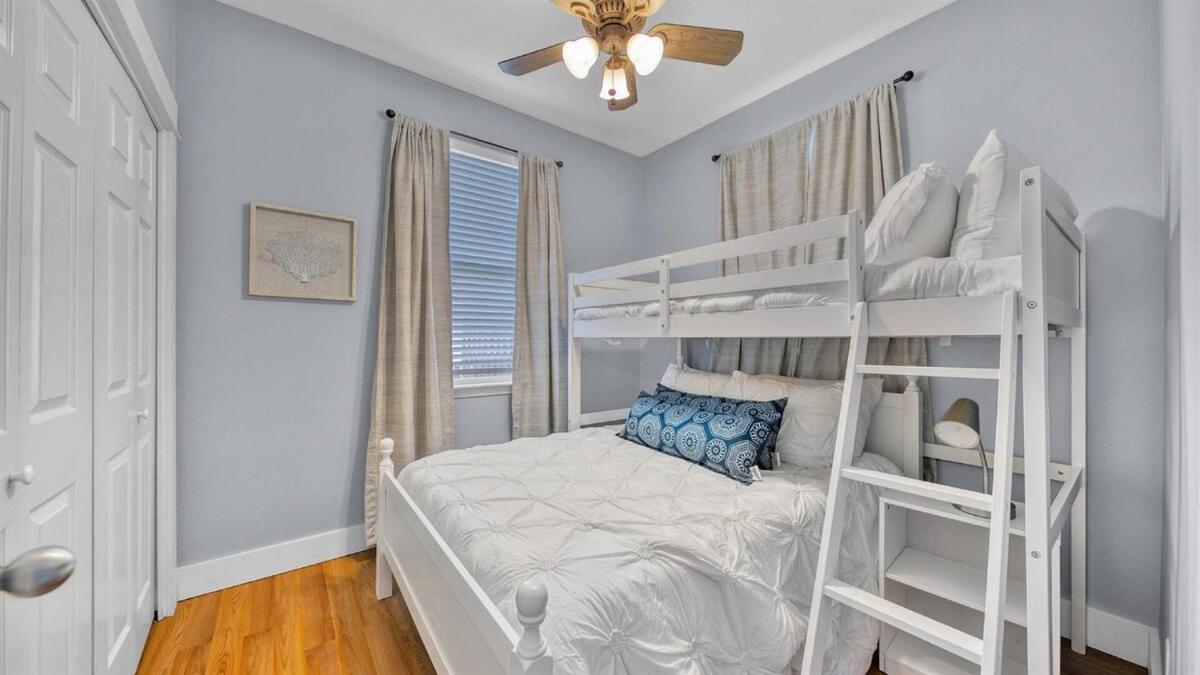 Holiday home 12 C Breeze Private Pool Sleeps 16 Near Rosemary Panama City Beach