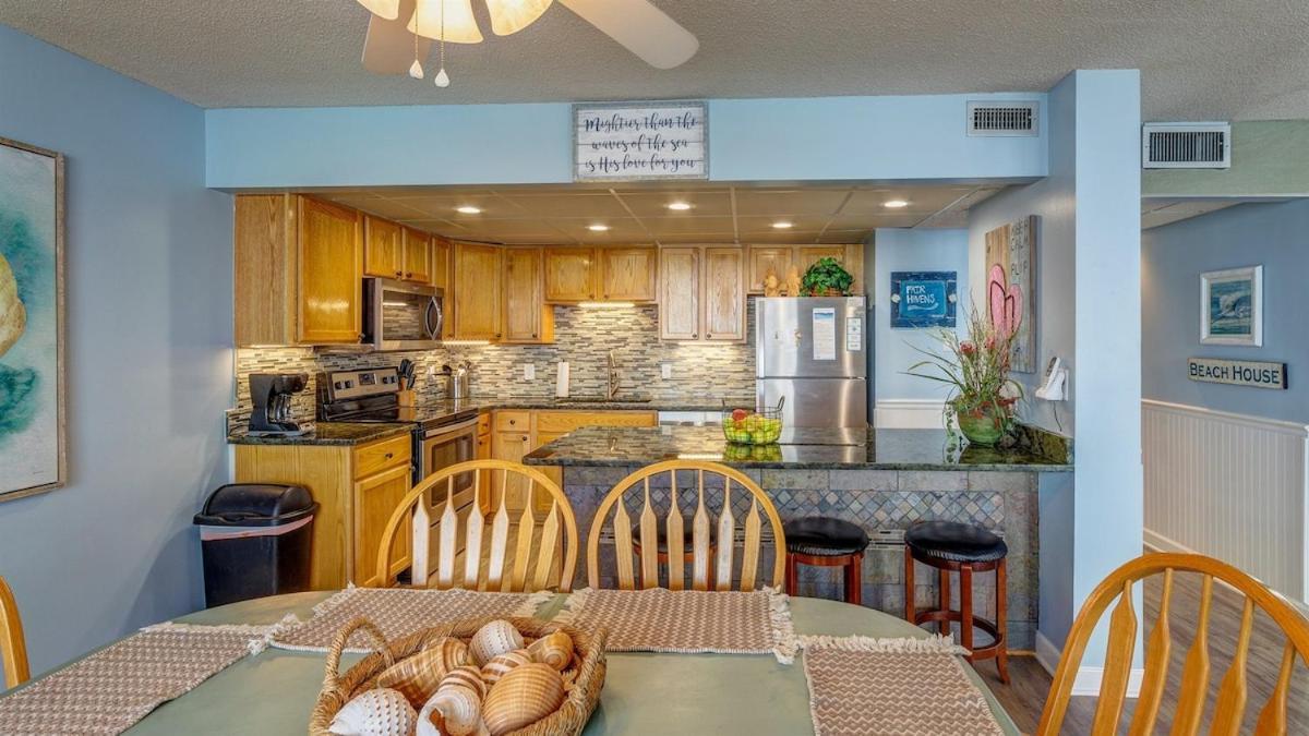 Apartment Edgewater Leeward 101 *