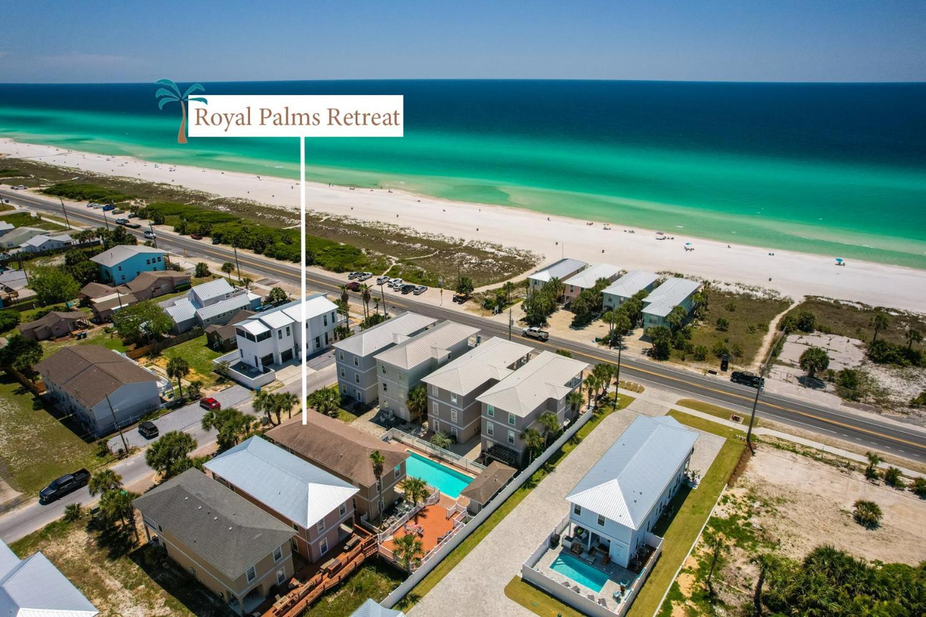 Royal Palms Retreat Holiday home *