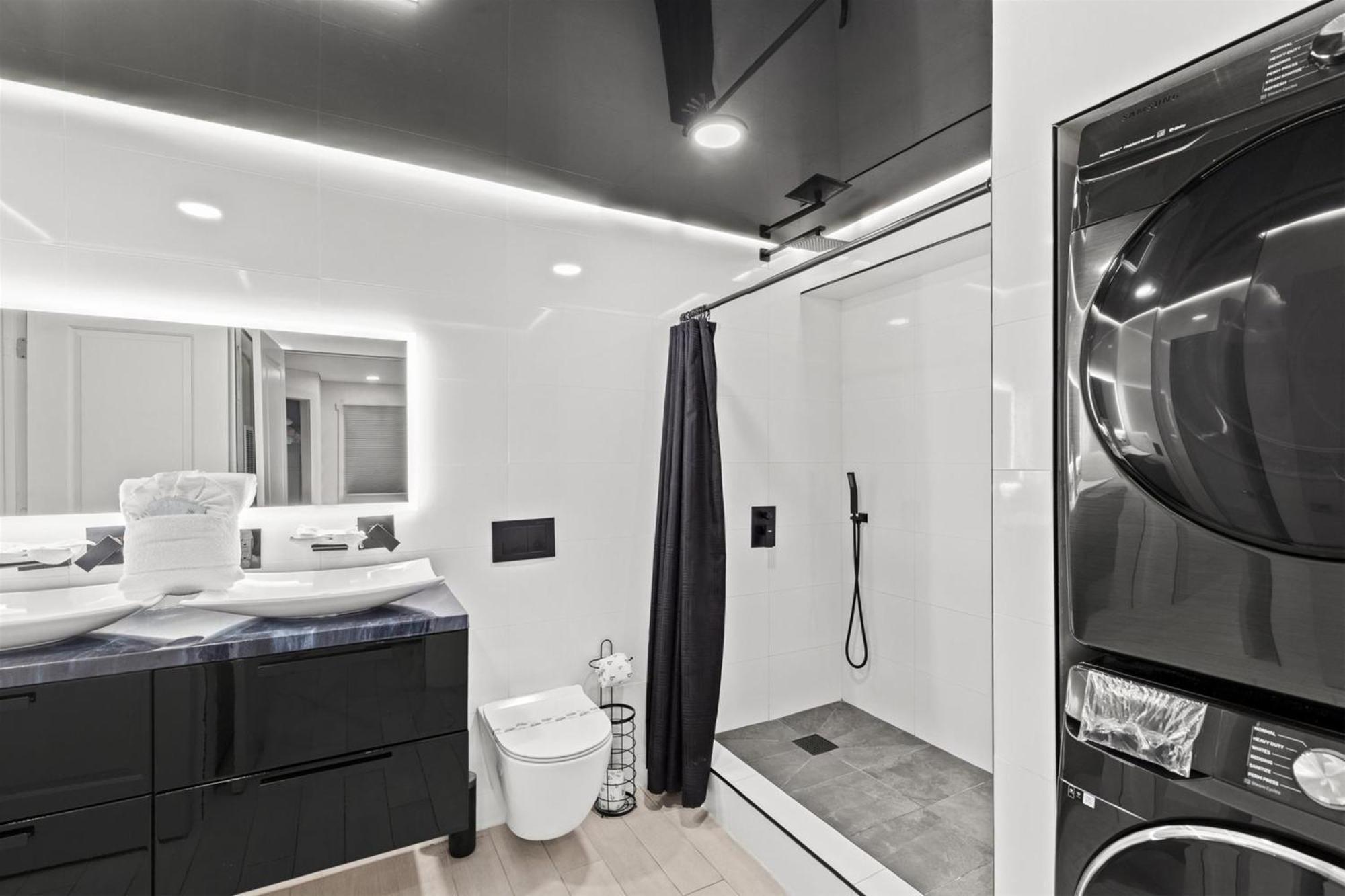Apartment The Summit 616