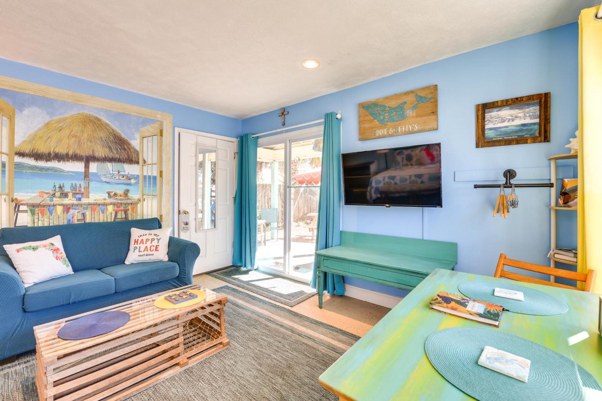 Pcb With Private Patio Steps To Beach! Apartment *