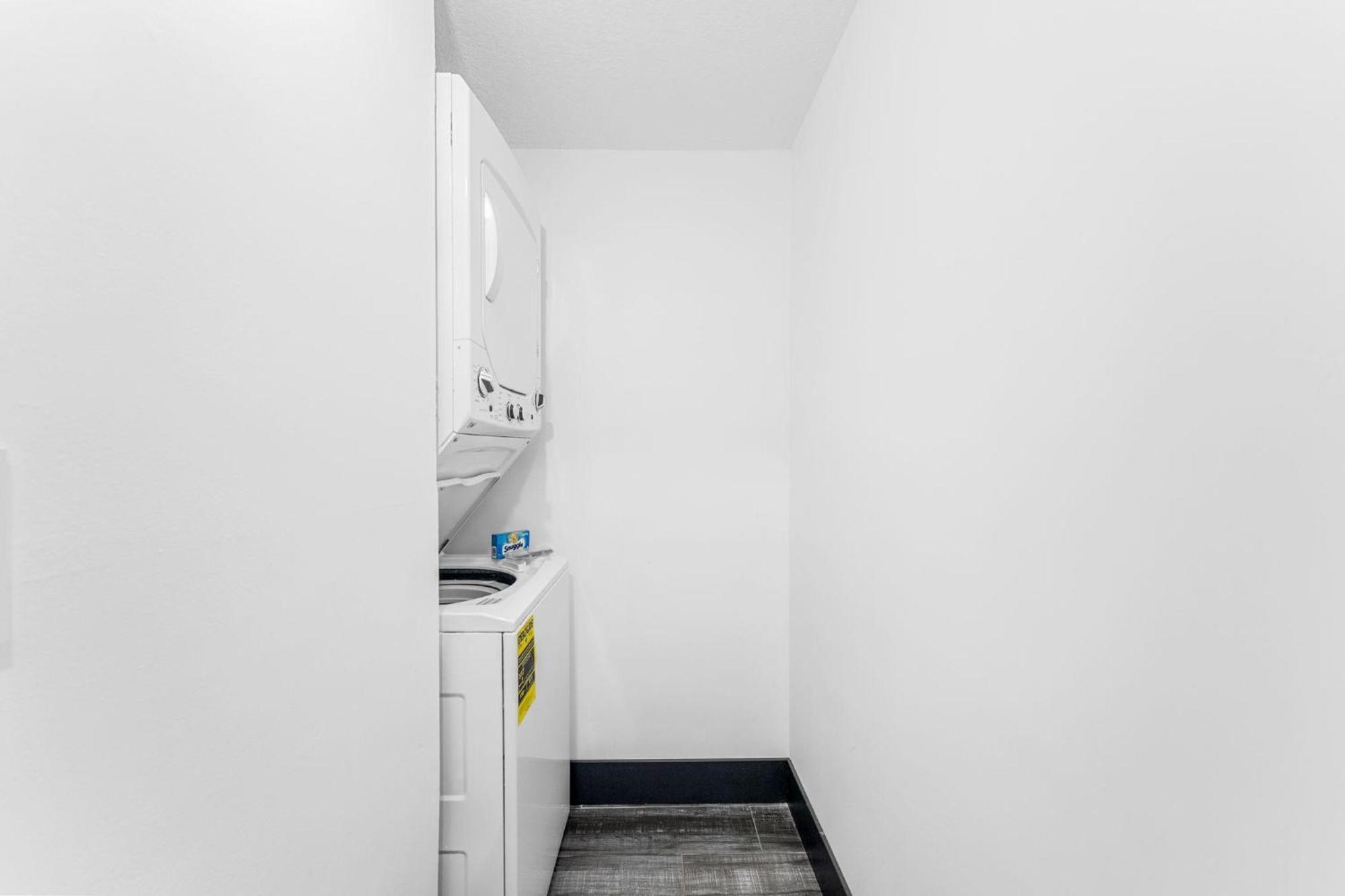 The Summit 132 Apartment *