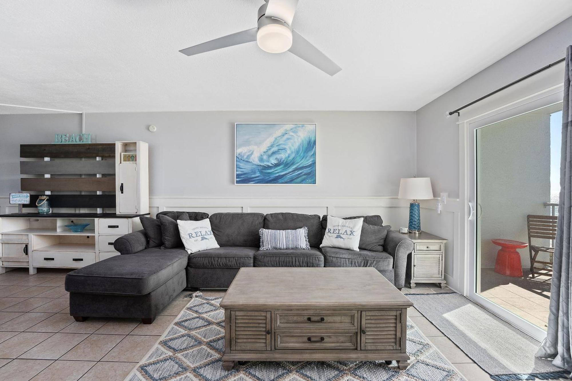 The Summit 624 Apartment