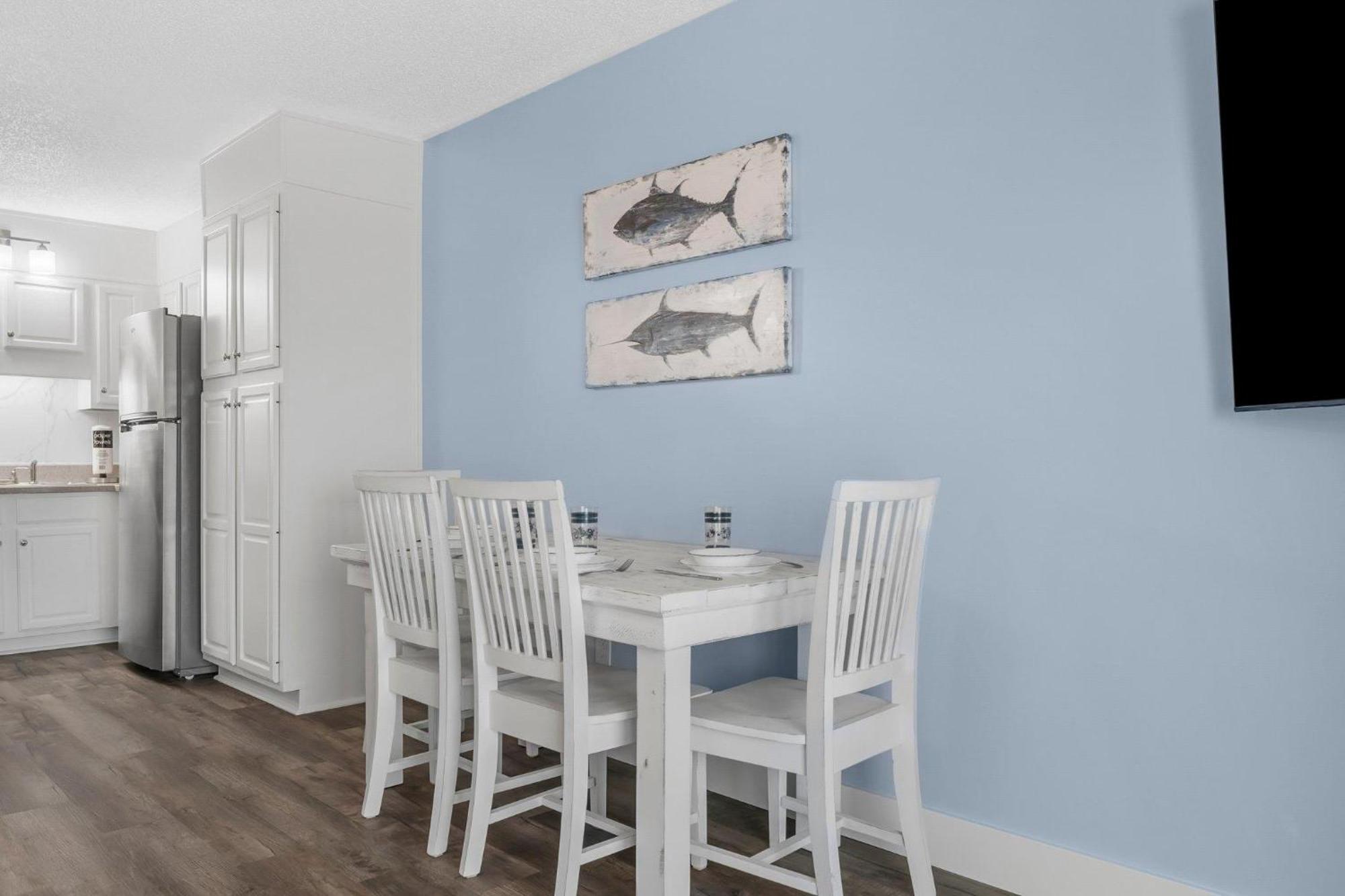 The Summit 1031 Apartment