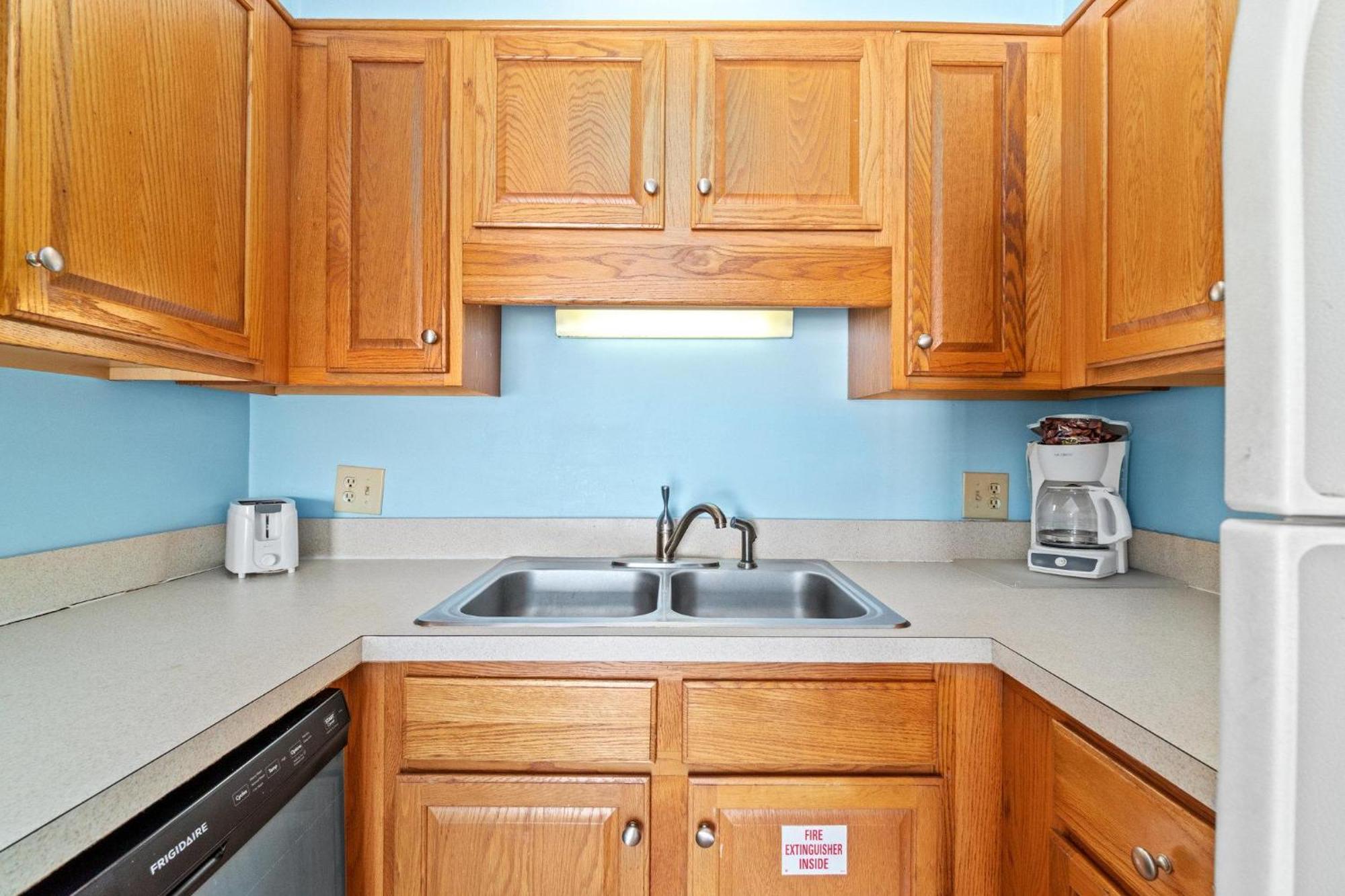 The Summit 1021 Apartment