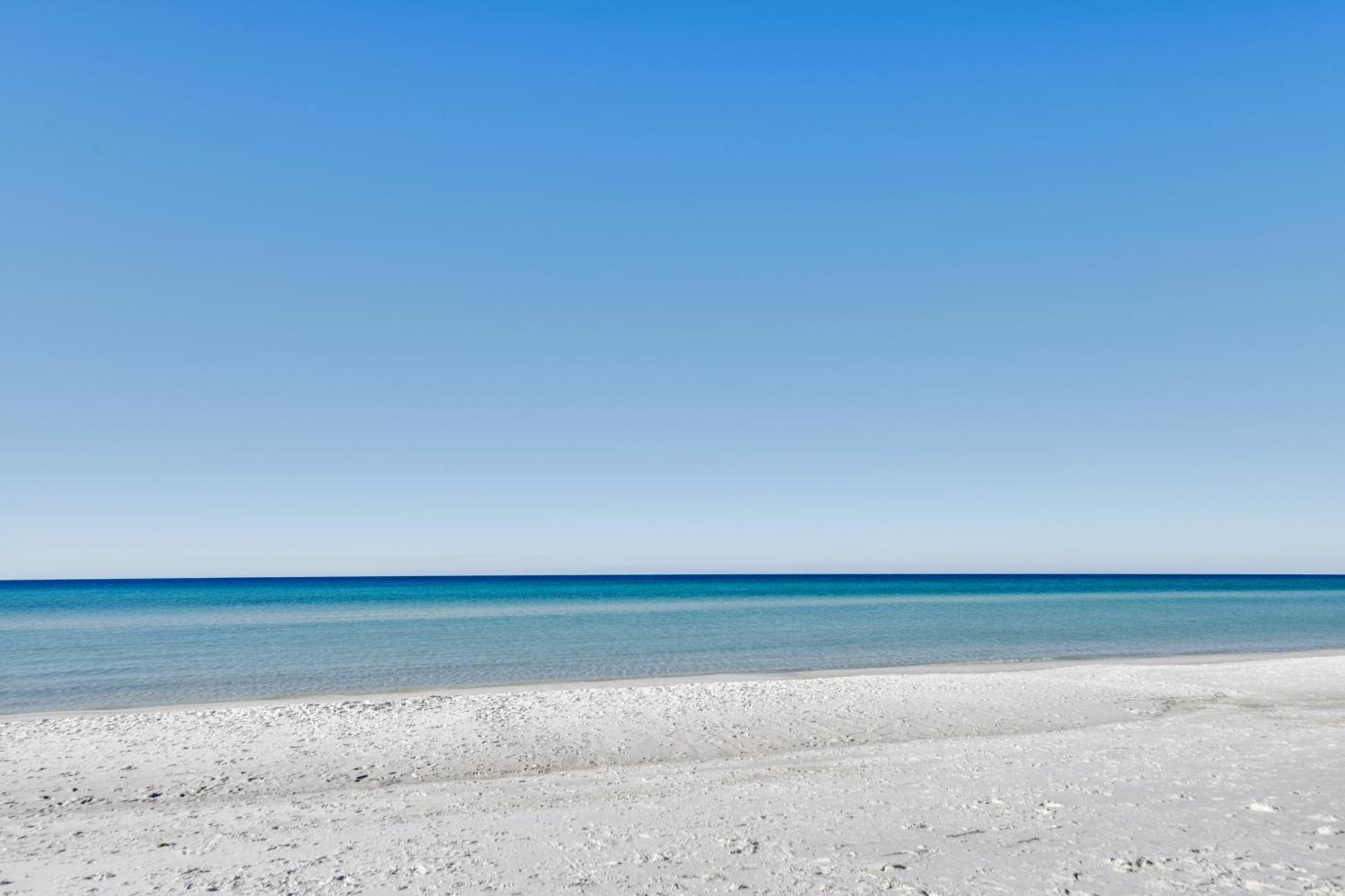 Pcb With Balcony And Gulf Views Walk To Panama City Beach