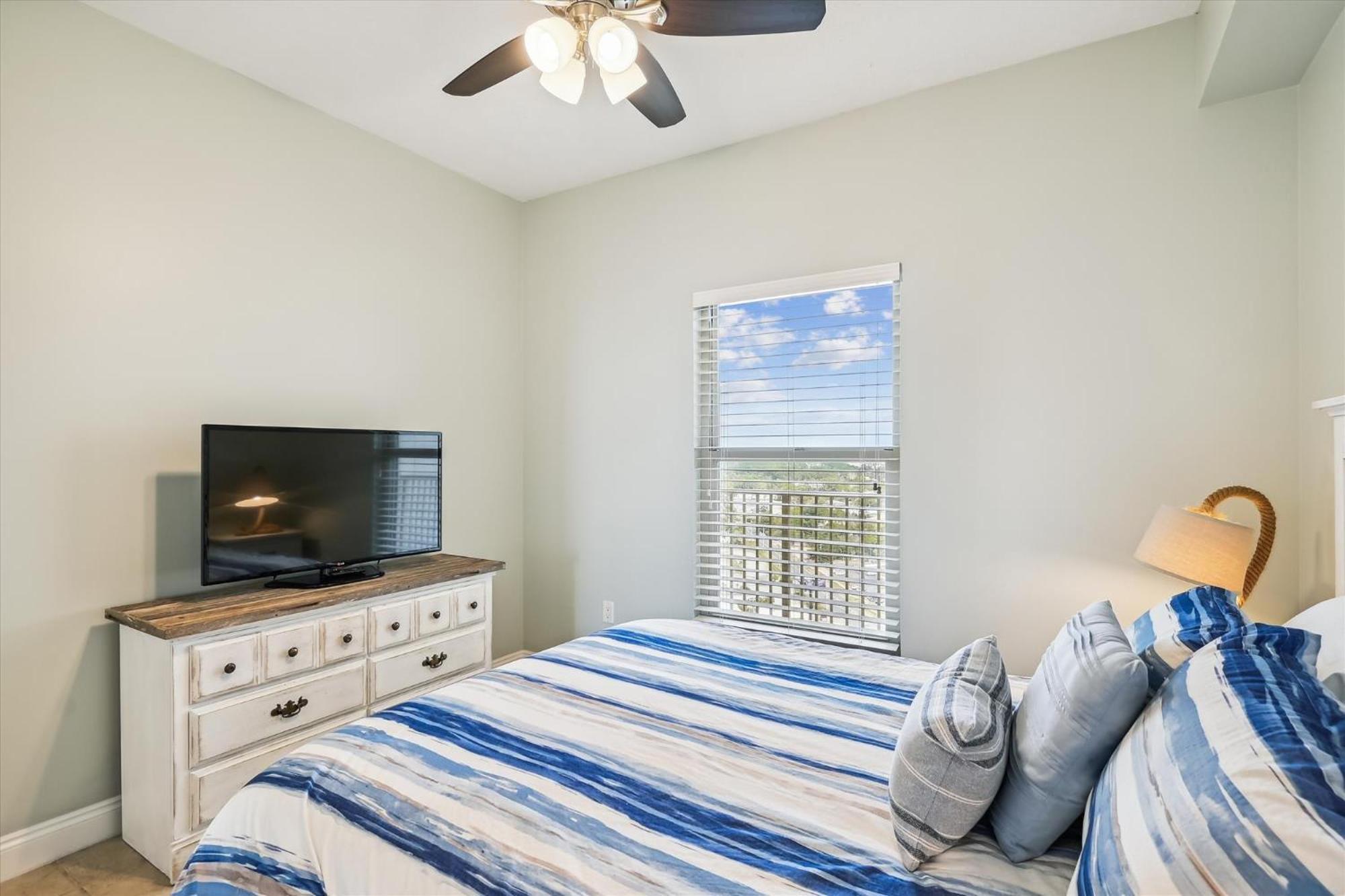 Gulf Crest 2005 - 2 Bedroom 2bathroom Withfantastic View! Family Friendly! Sleeps 8 *