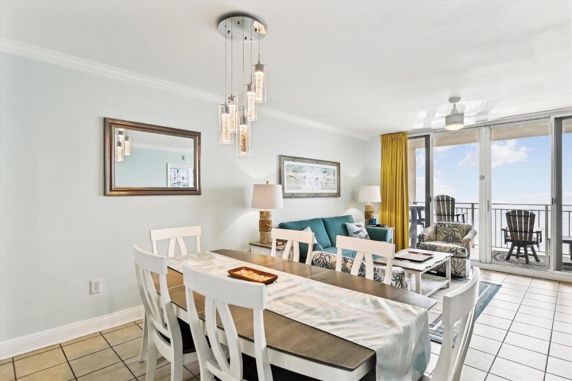 Emerald 1830 - 2 Bedroom 2 Bathbunks Sleeps 8 Apartment *